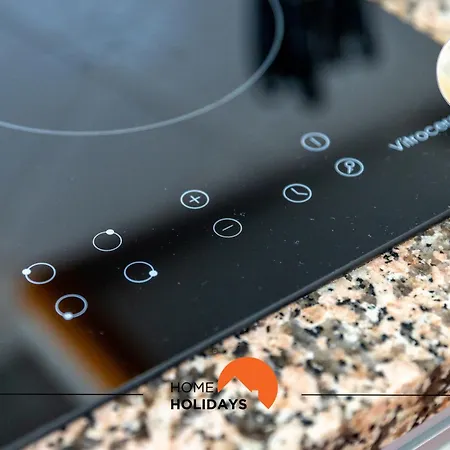 #190 Families Only - Descobrimentos By Holidays Appartement